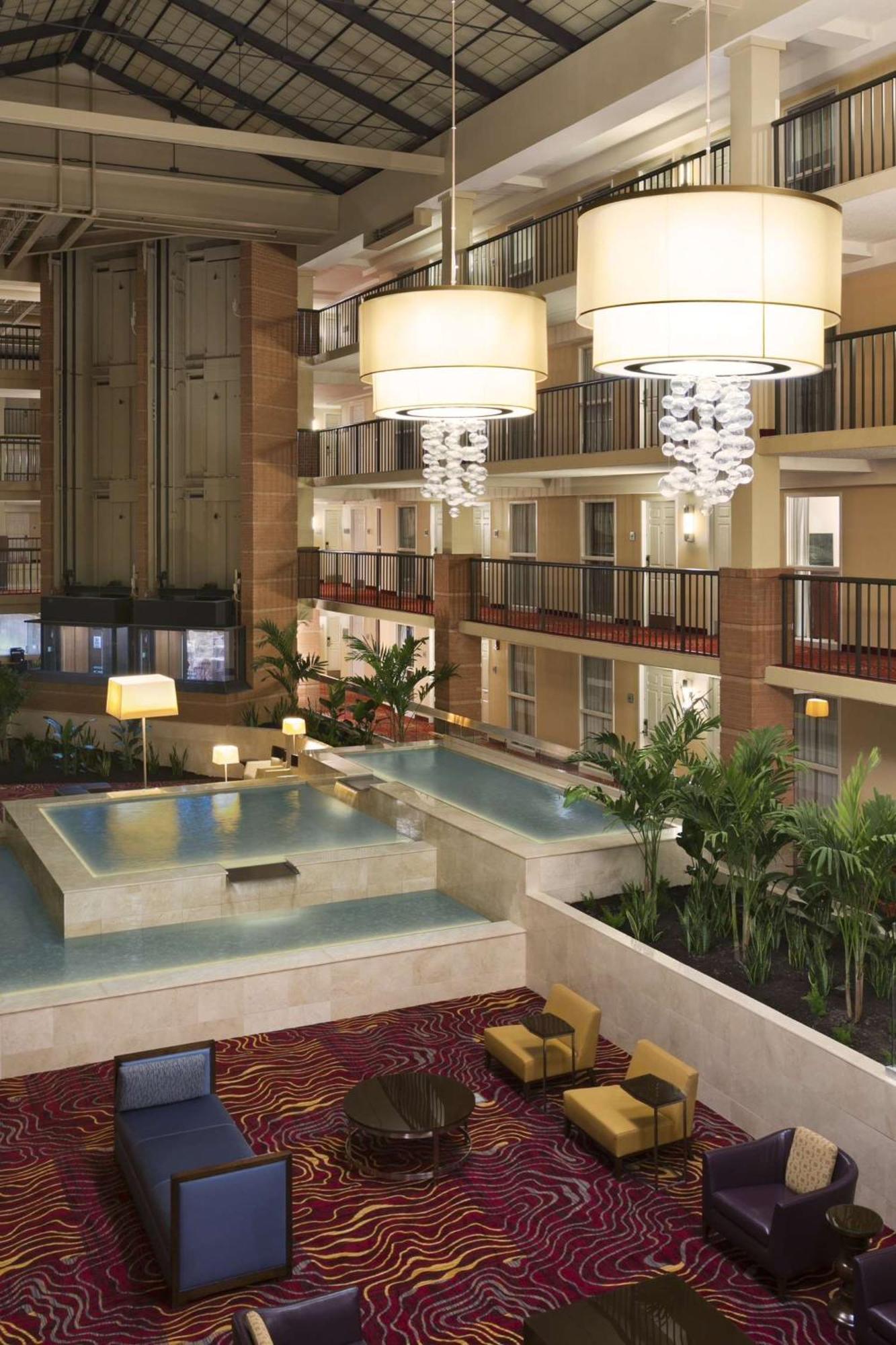Embassy Suites Cleveland - Бічвуд Екстер'єр фото